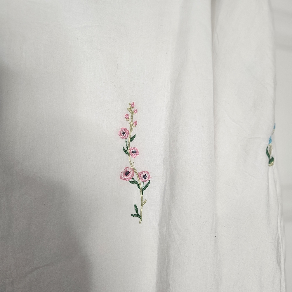 NWT Talbots Embroidered Midi Skirt - Tossed Wildflowers - Size 12 - Picture 4 of 8